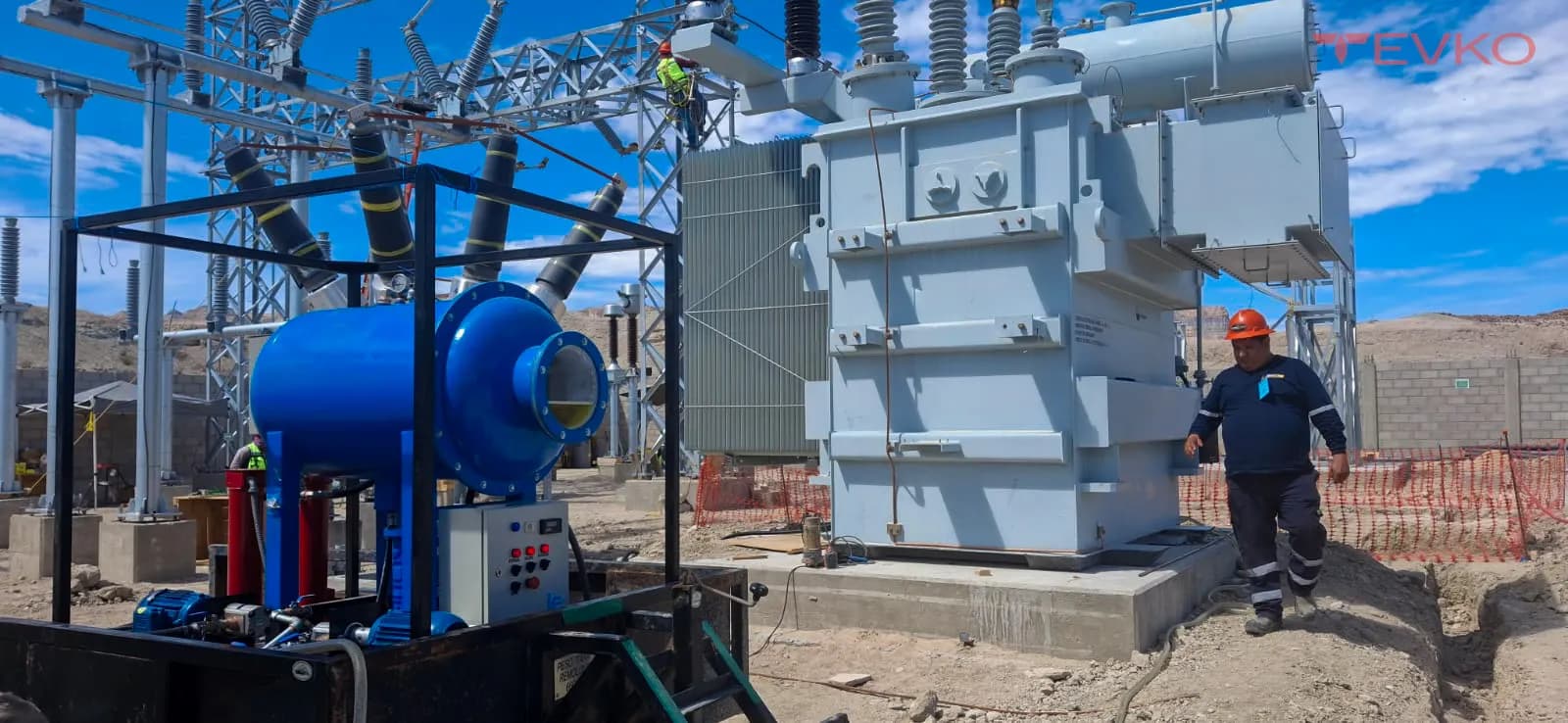 Servicio de mantenimiento en subestación eléctrica de alta tensión — TEVKO